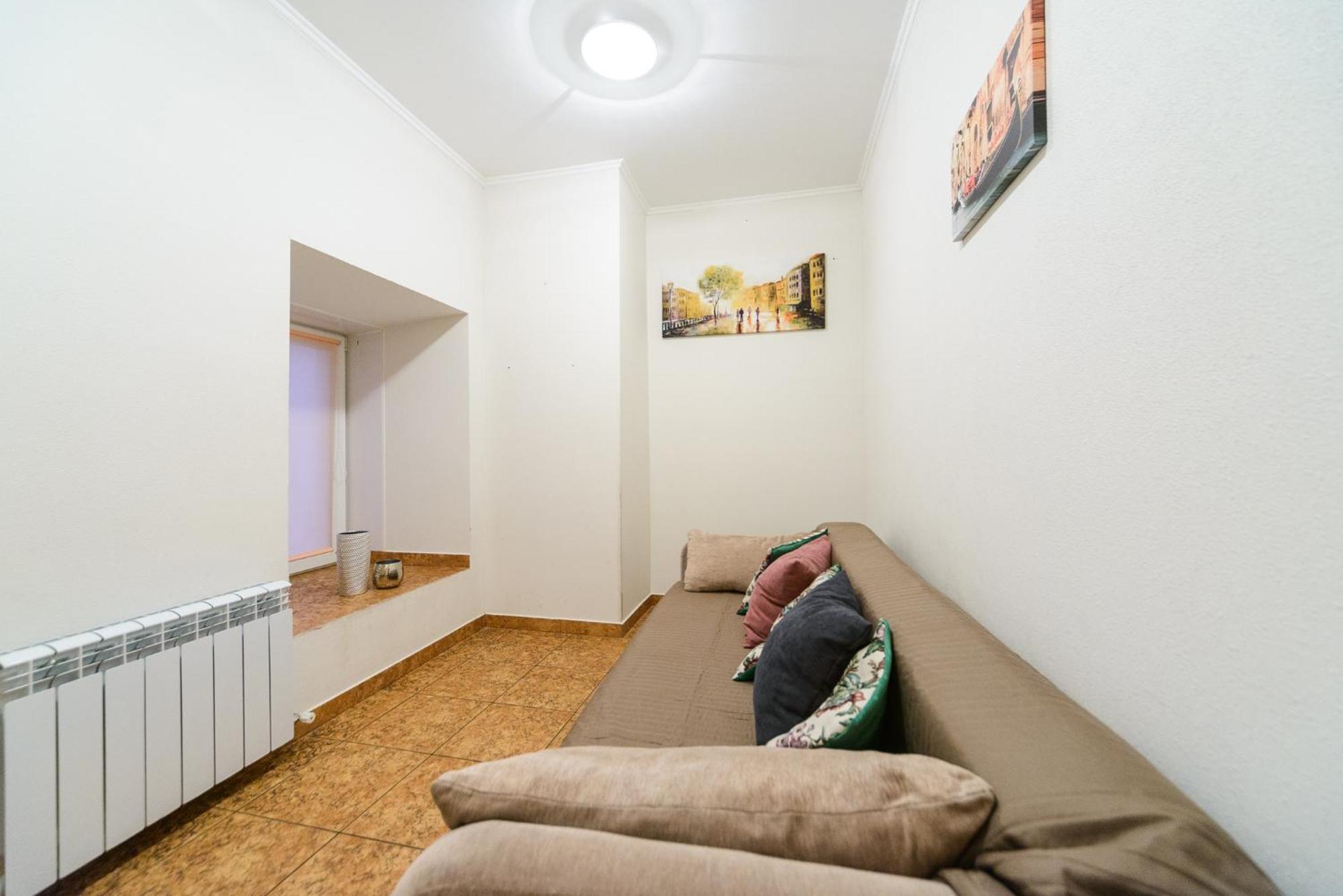 Apartment At Malaya Zhytomyrska 5 Kyiv Room photo